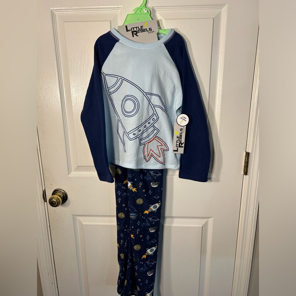 Kid’s Pajamas 2 piece set